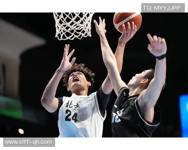 上海篮球队个人能力深度解析与球员发展潜力探讨 上海篮球队个人能力深度解析与球员发展潜力探讨